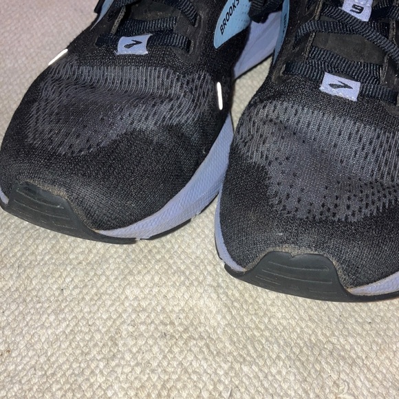 Brooks women’s size 8 Wide speed neutral Launch 9 Athletic running shoes - Picture 12 of 15